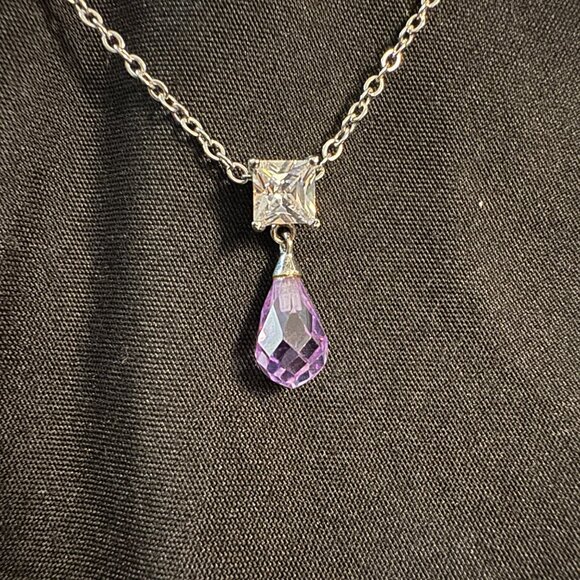 Laila Rowe Silver Tone Necklace W/Purple Teardrop & Clear Crystal Pendant 14" - Picture 2 of 10